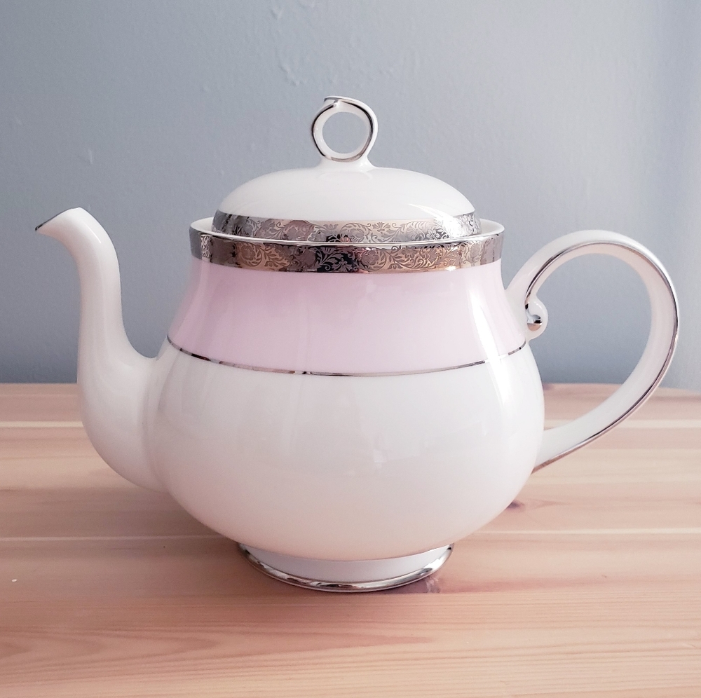 Mary Kay Exclusive Teapot Pink, White Silver